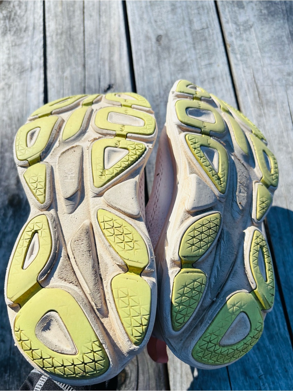 Hoka One One Bondi 8 Women's cream vanilla Running Shoes with Navy Logo size 7B - Picture 6 of 13